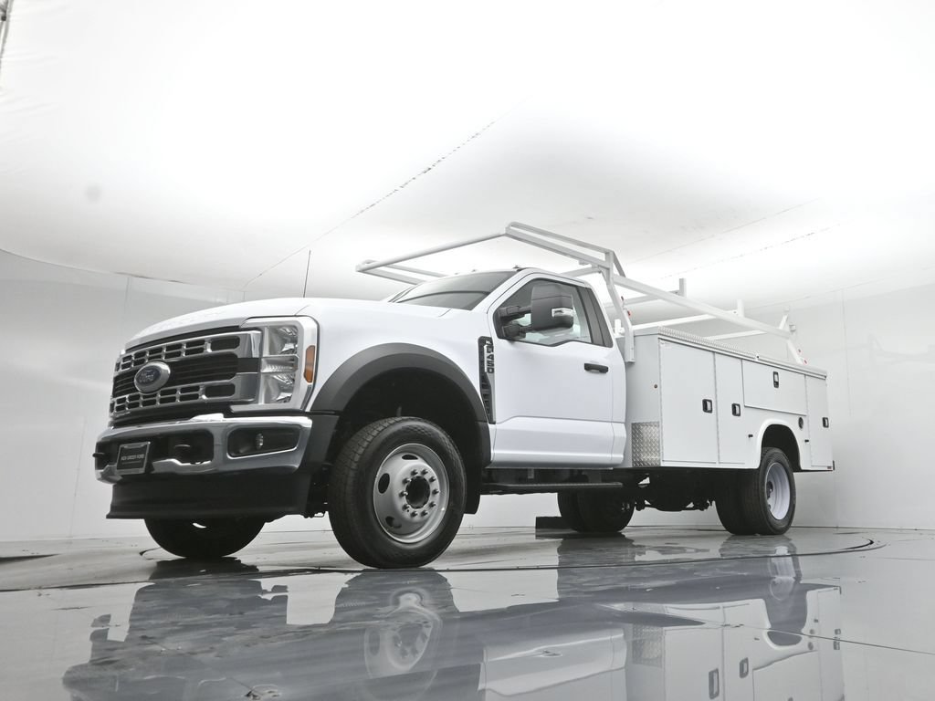 New 2025 Ford F450 XL w/ XL Chrome Package RWD image 49