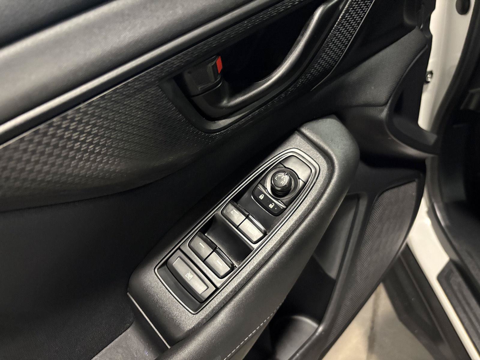 Used 2020 Subaru Outback AWD/4WD image 26