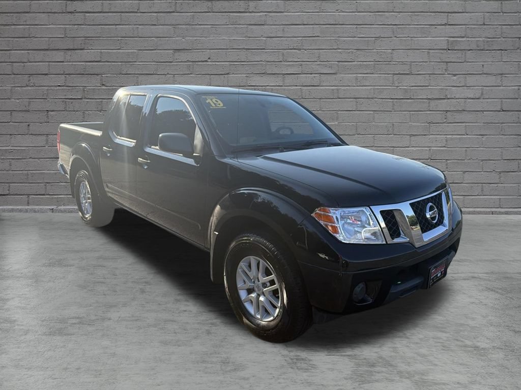 Used 2019 Nissan Frontier SV AWD/4WD image 1