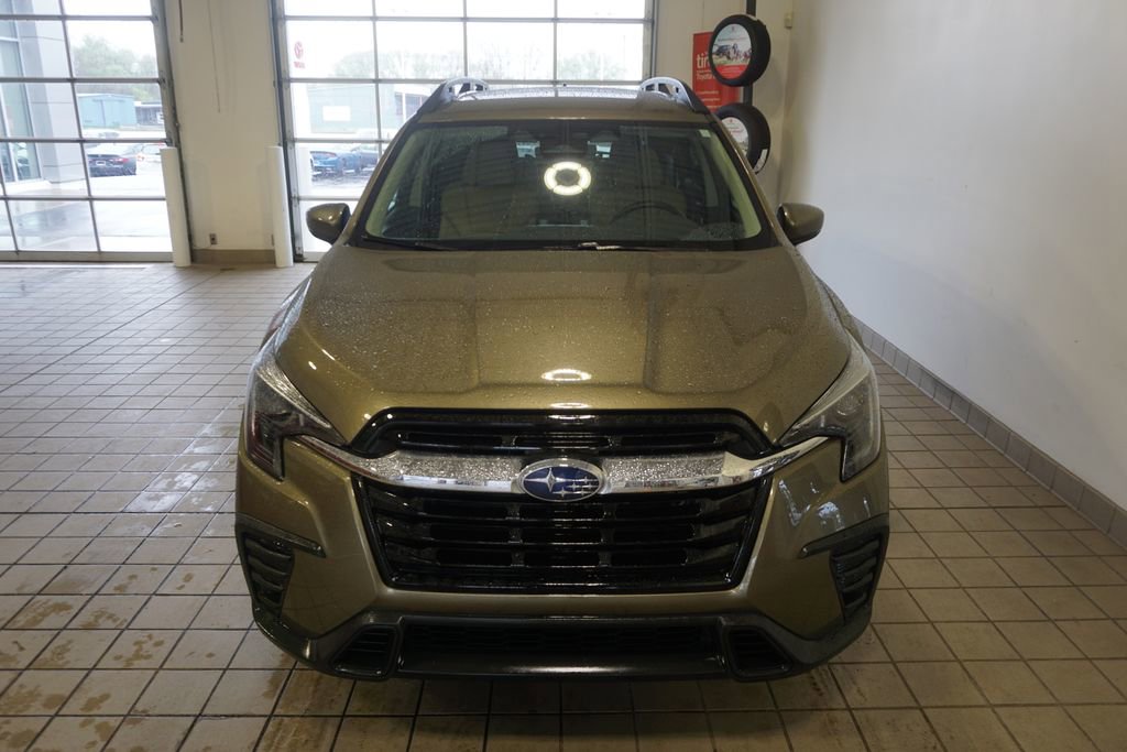 Used 2024 Subaru Ascent Premium w/ Convenience Package AWD/4WD image 12
