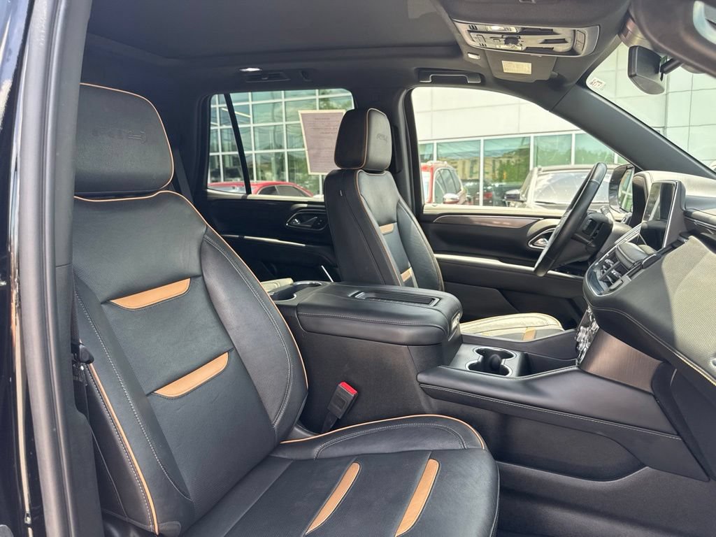 Used 2023 GMC Yukon AT4 AWD/4WD image 16