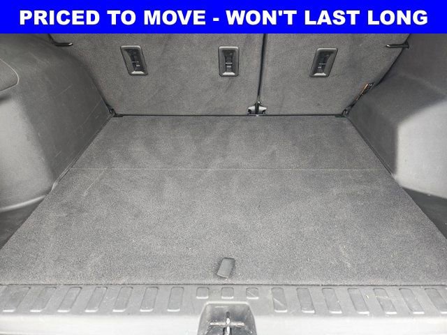 Used 2023 Chevrolet Equinox LT image 32