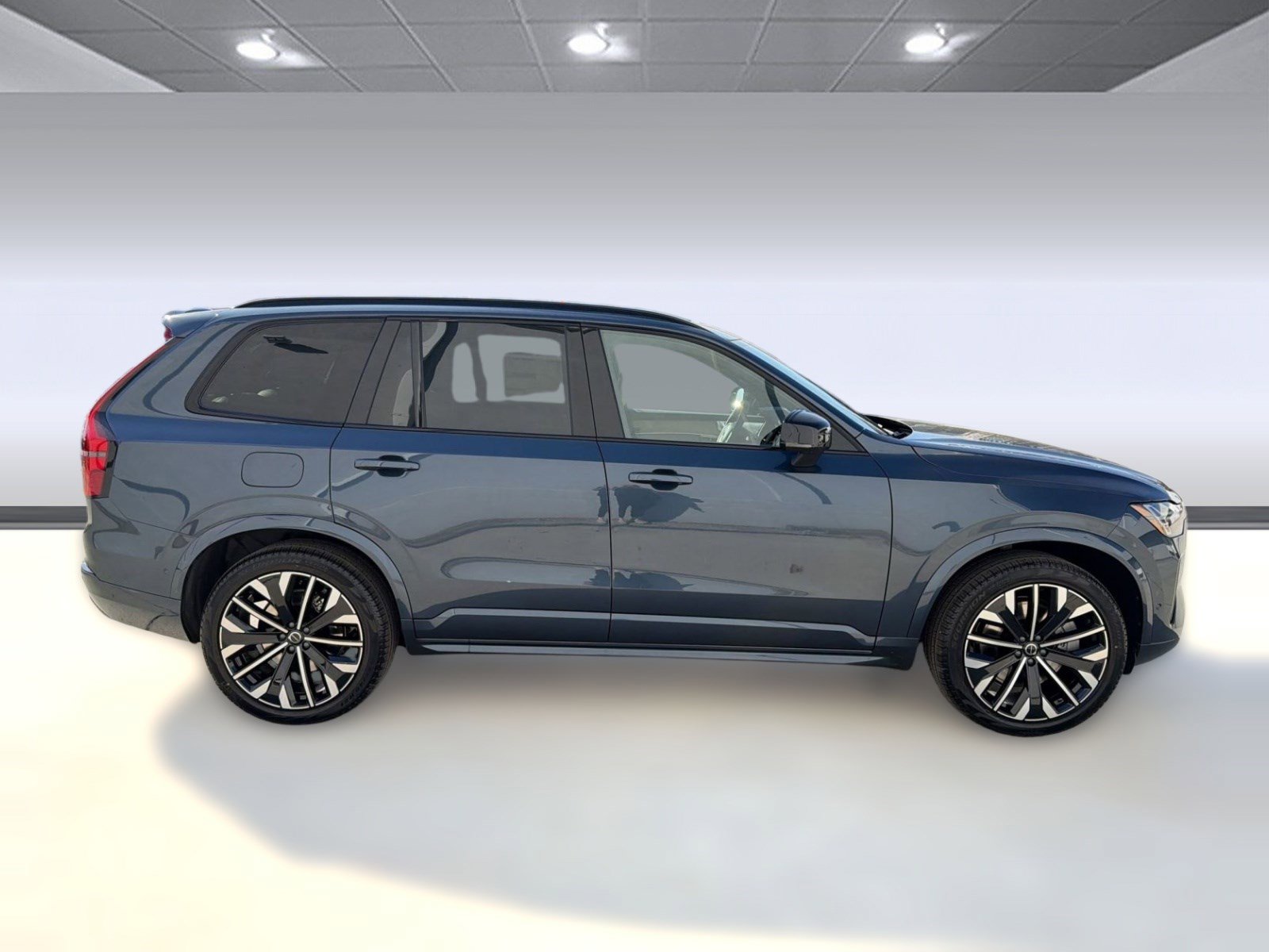 New 2026 Volvo XC90 T8 Ultra w/ Lounge Package image 8