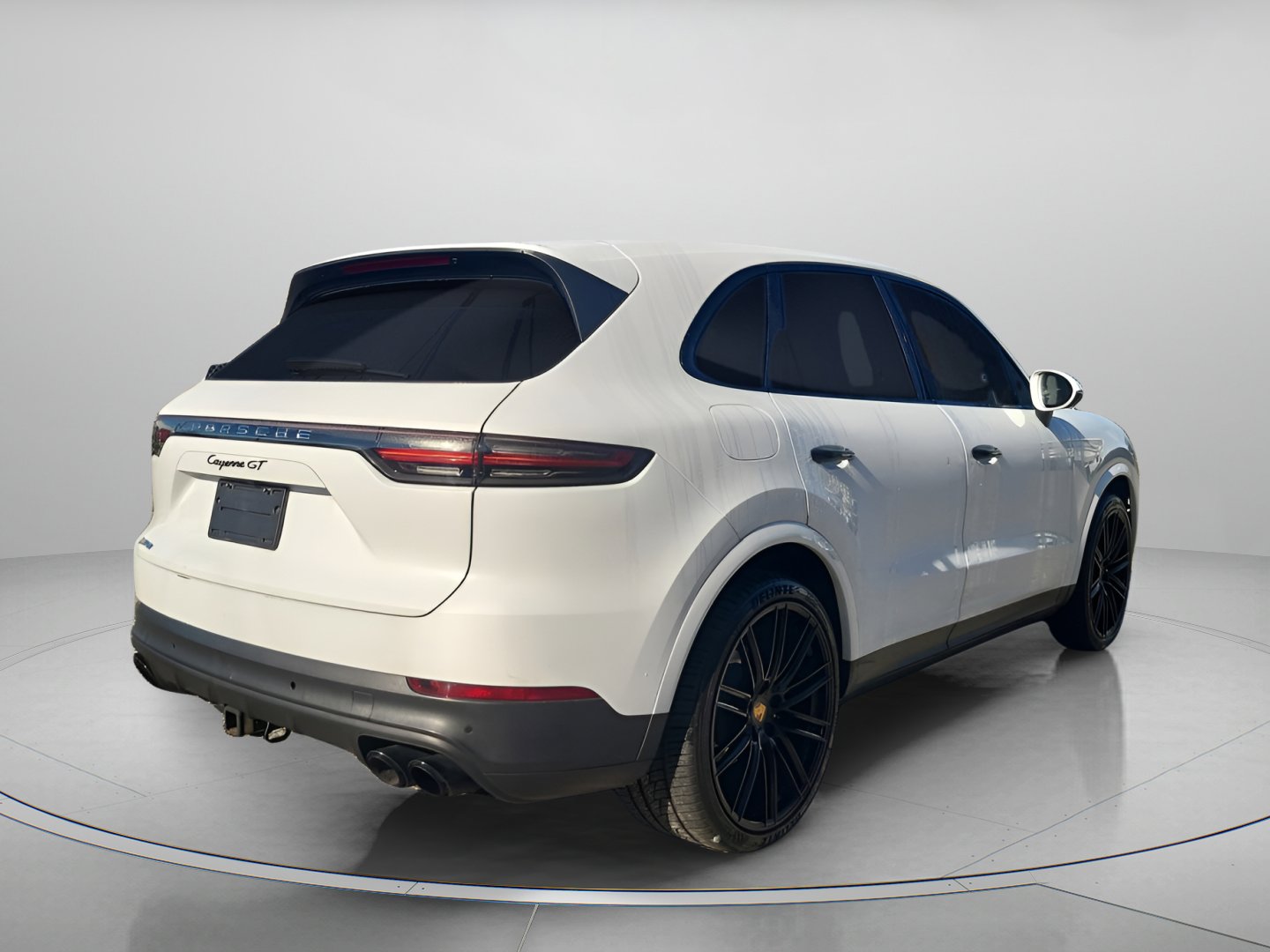 Used 2019 Porsche Cayenne image 3