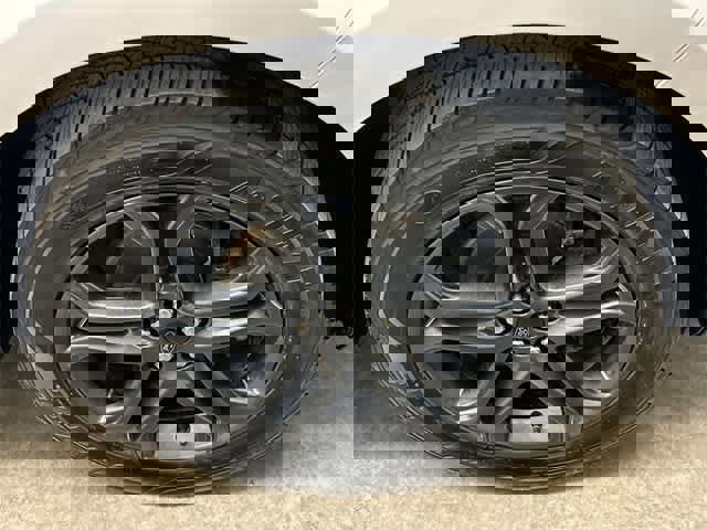 Used 2018 Ford Edge SEL image 5