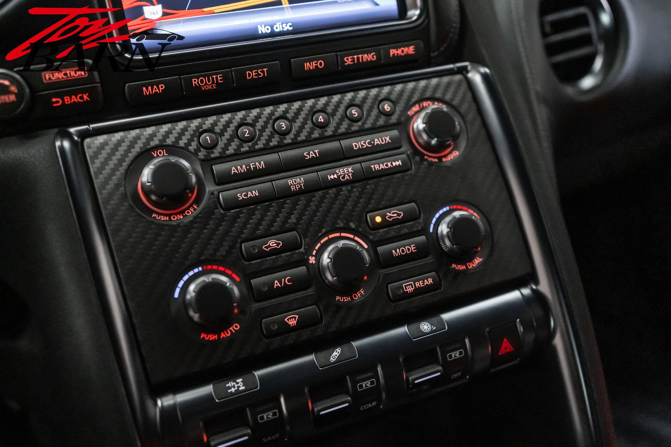 Used 2013 Nissan GT-R Black Edition image 44