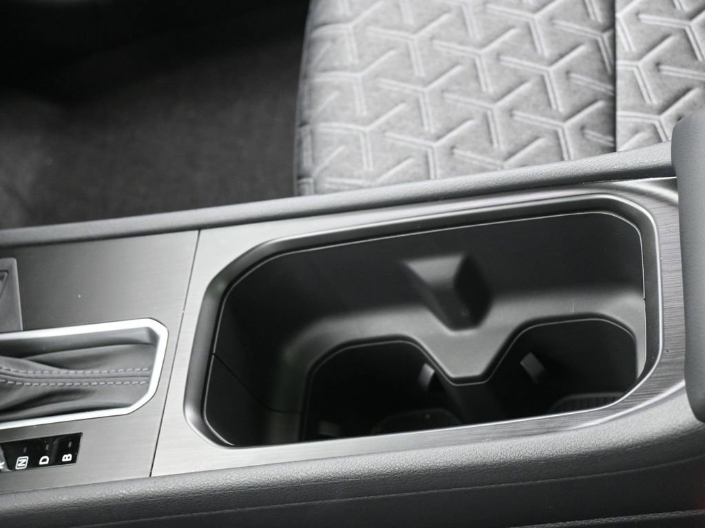 New 2026 Nissan Kicks SV w/ SV Premium Package image 19