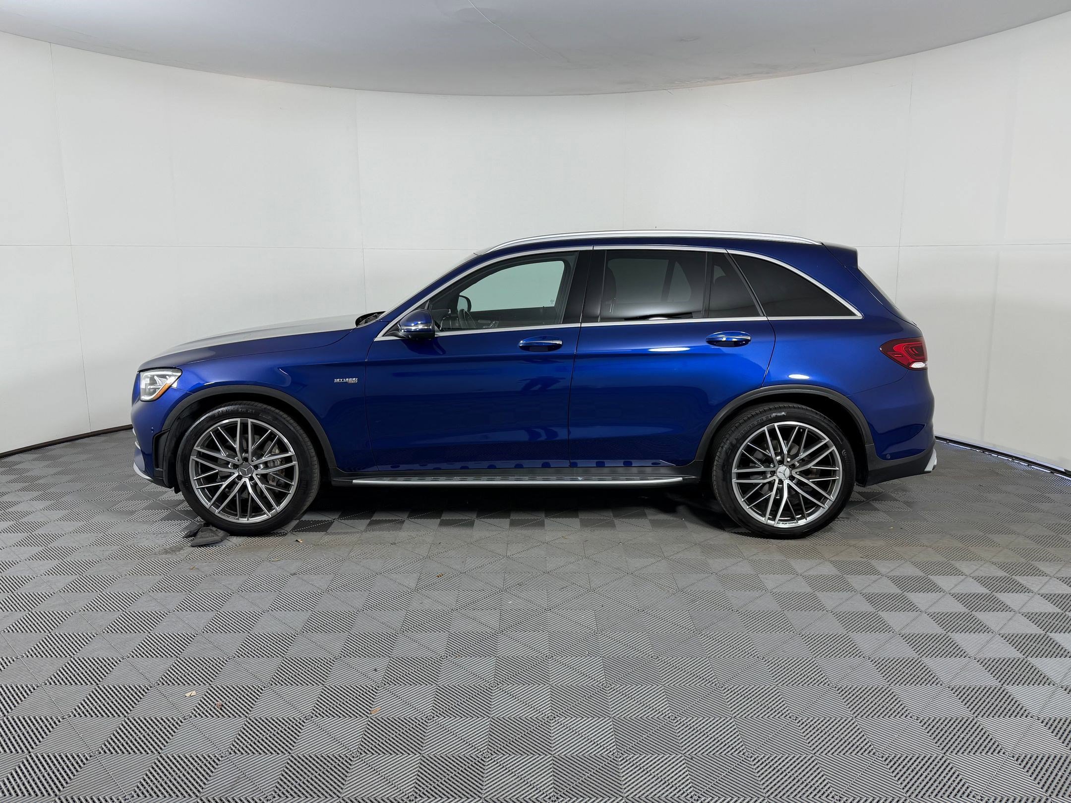 Used 2020 Mercedes-Benz GLC 43 AMG 4MATIC image 2