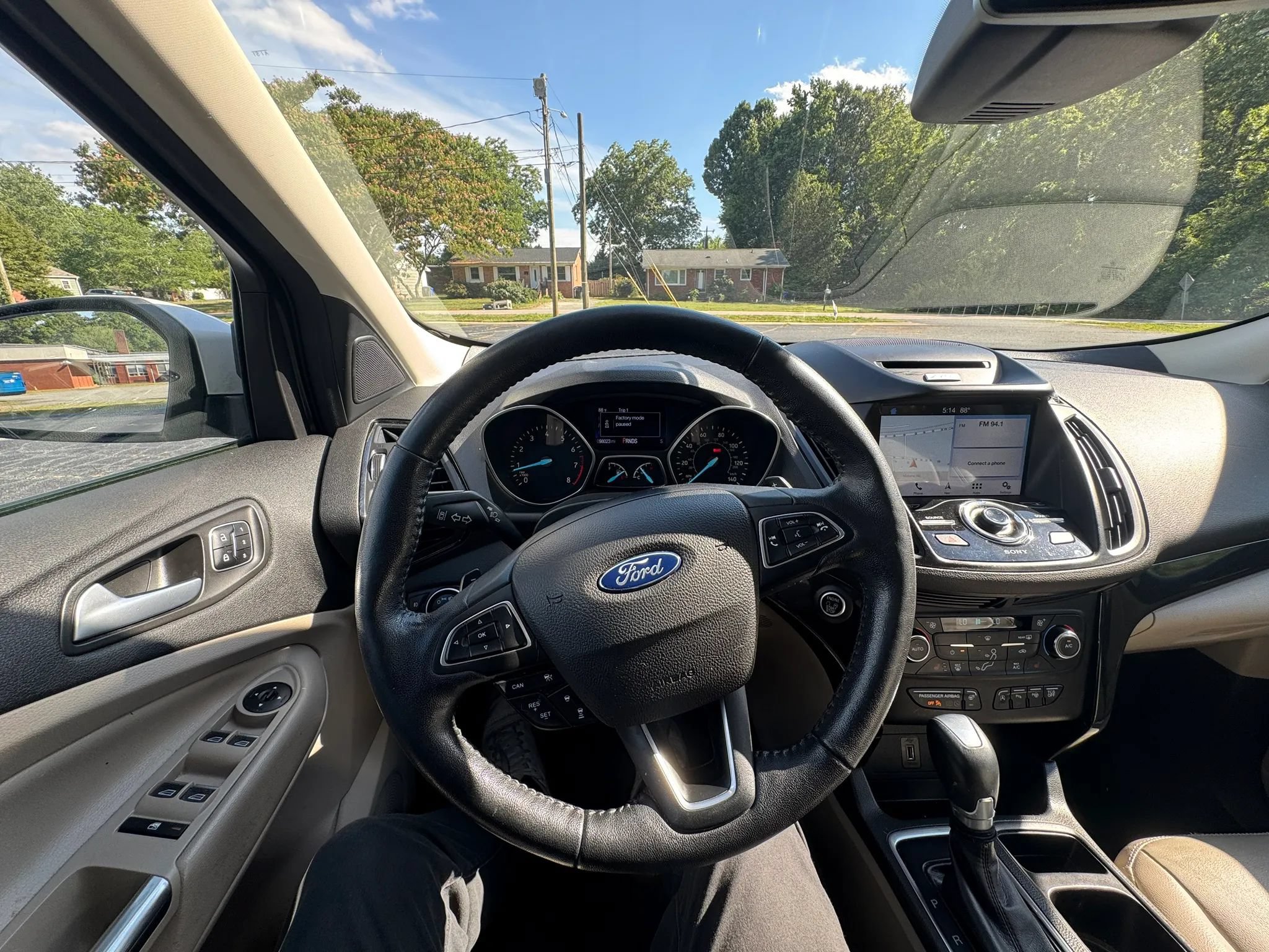 Used 2017 Ford Escape Titanium w/ Equipment Group 301A AWD/4WD image 20