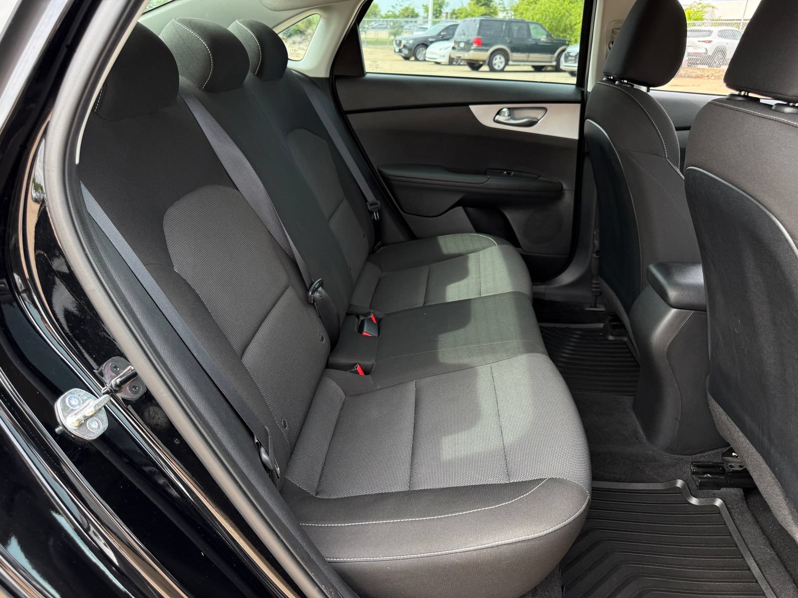 Used 2024 Kia Forte LX FWD image 27