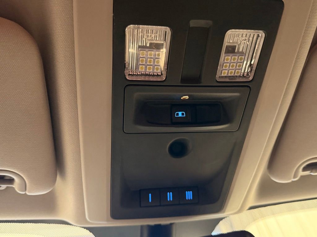 Used 2014 RAM 2500 Laramie w/ Protection Group image 30