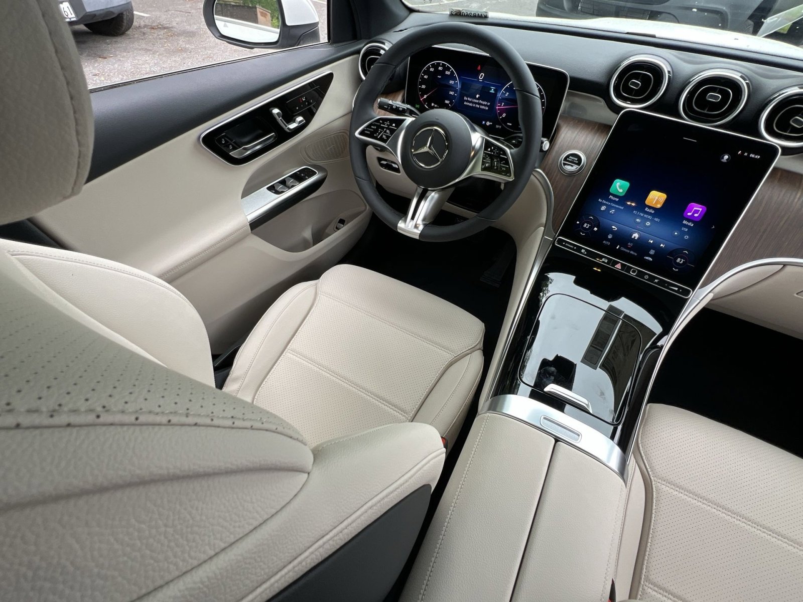 New 2026 Mercedes-Benz GLC 300 4MATIC image 16