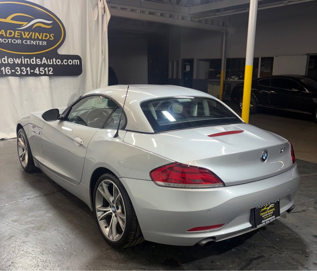 Used 2015 BMW Z4 sDrive35i image 4