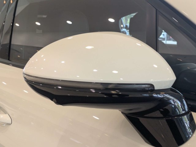 Used 2025 Porsche Cayenne Turbo AWD/4WD image 10