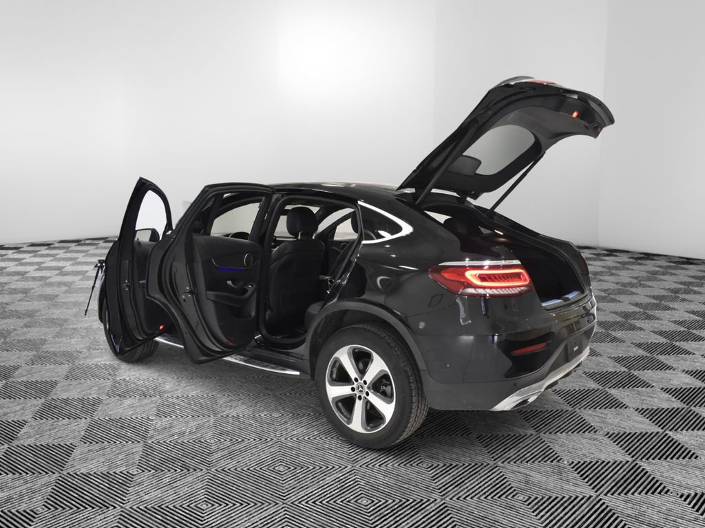 Used 2022 Mercedes-Benz GLC 300 4MATIC Coupe image 10