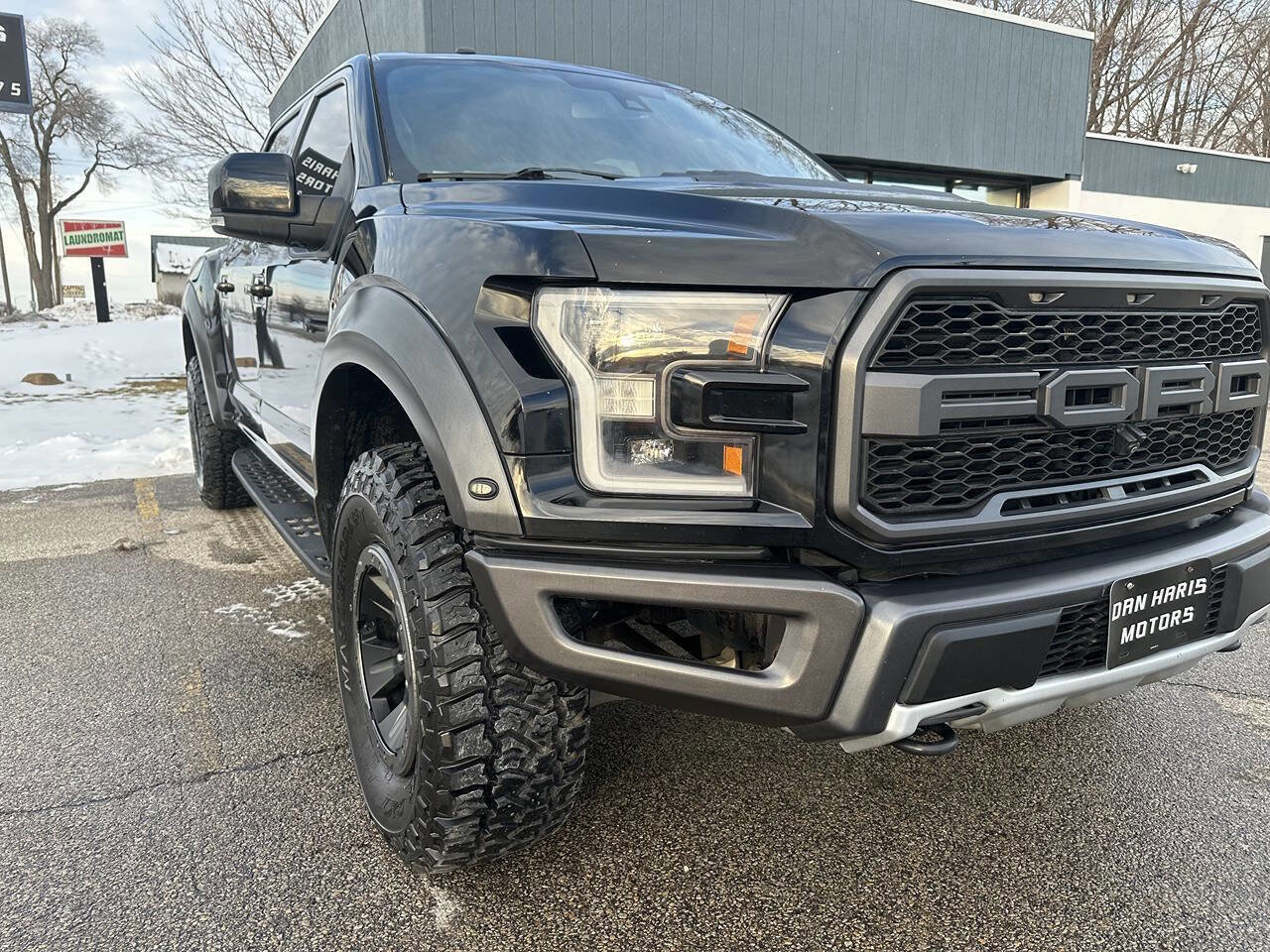 Used 2017 Ford F150 Raptor w/ Equipment Group 802A Luxury image 5
