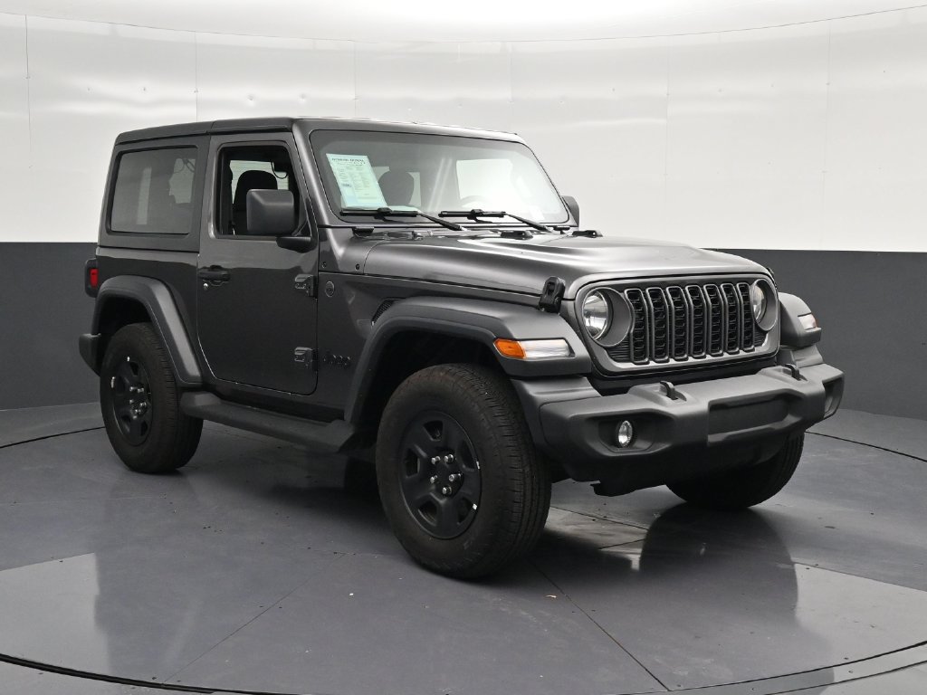 Used 2026 Jeep Wrangler Sport AWD/4WD image 5