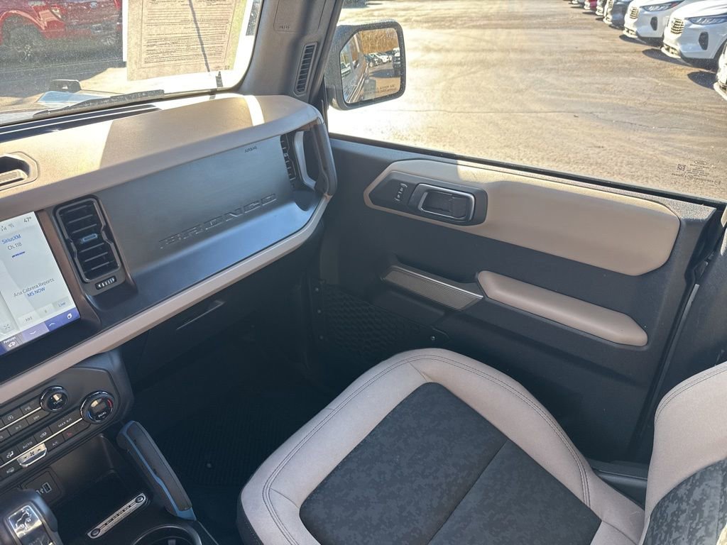 Used 2023 Ford Bronco Wildtrak image 23