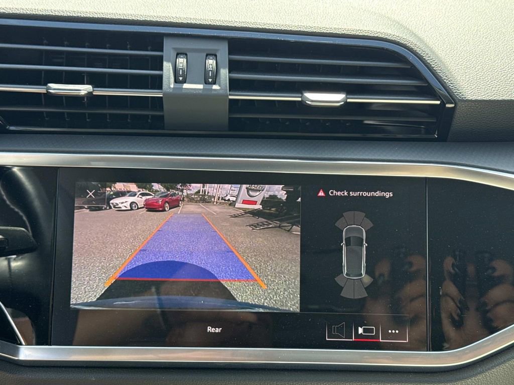 Used 2020 Audi Q3 2.0T Premium Plus AWD/4WD image 25