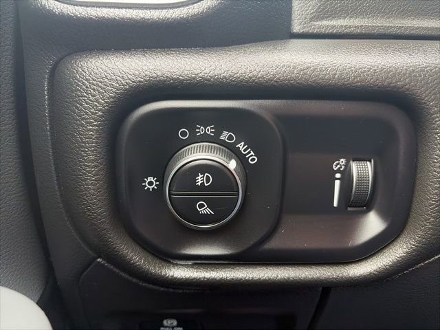 Used 2022 RAM 1500 Big Horn image 26