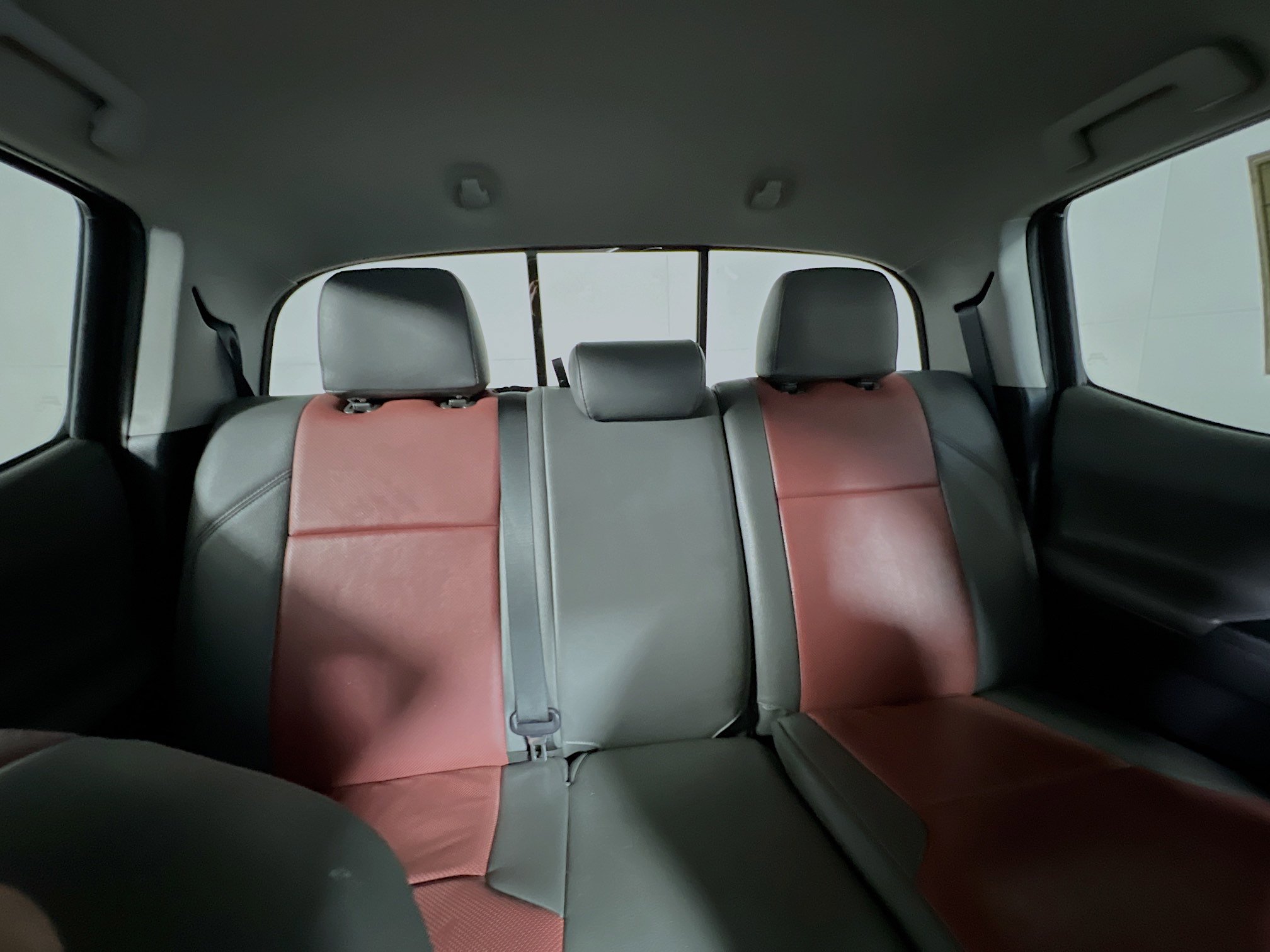 Used 2023 Toyota Tacoma SR5 w/ Technology Package image 33