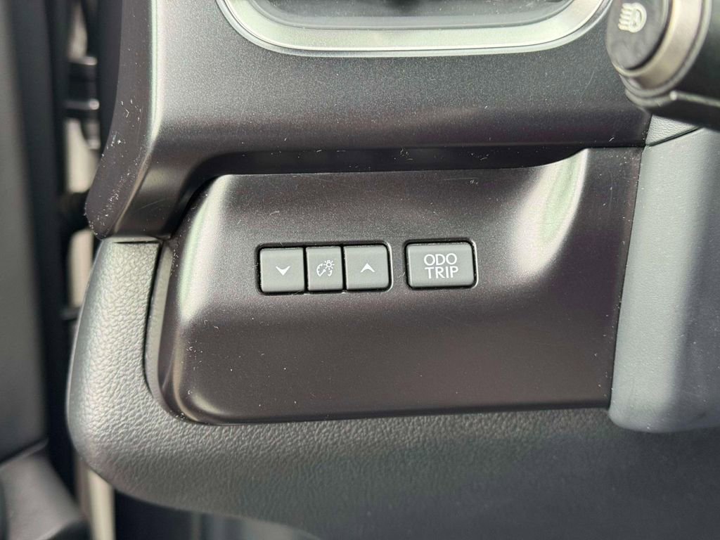 Used 2024 Lexus UX 250h AWD image 21