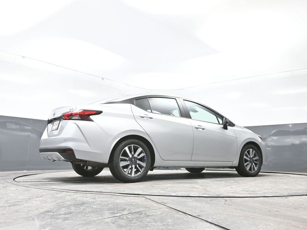 Used 2023 Nissan Versa SV image 46
