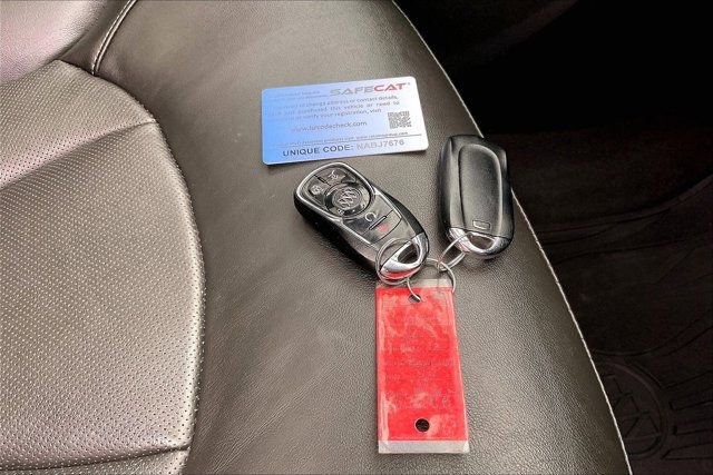 Used 2017 Buick Envision Essence image 11