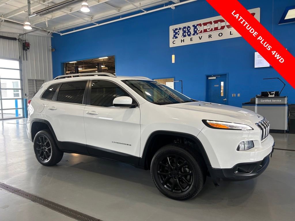 Used 2018 Jeep Cherokee Latitude Plus w/ Cold Weather Group image 1