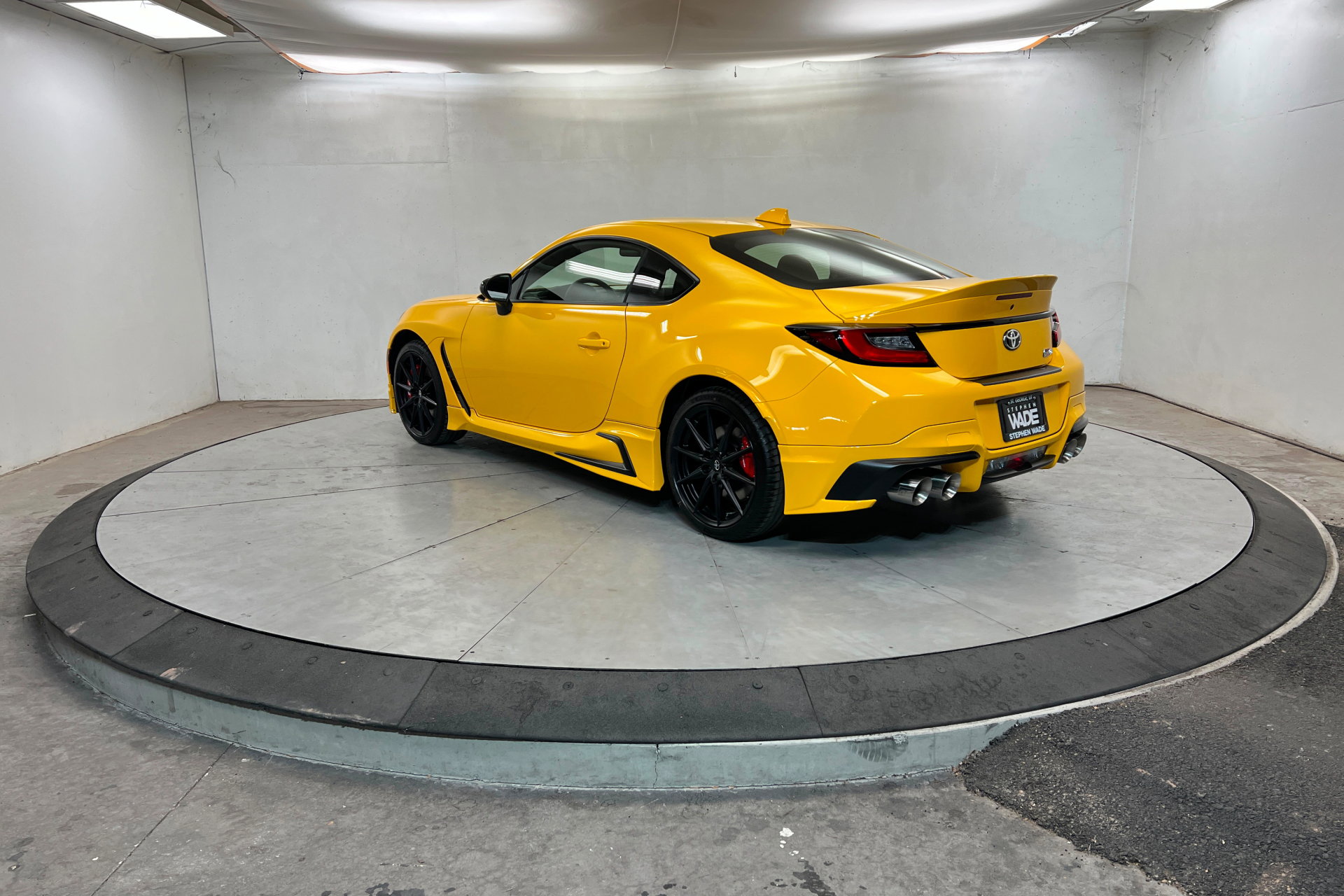 New 2026 Toyota GR86 YUZU Limited image 3