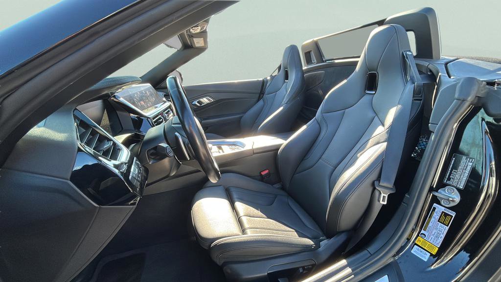 Used 2021 BMW Z4 sDrive30i w/ Convenience Package RWD image 12