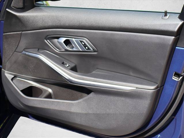 Used 2022 BMW 330i xDrive Sedan w/ Premium Package 2 AWD/4WD image 30