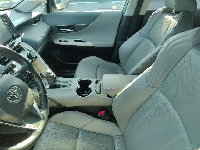 Used 2021 Toyota Venza XLE w/ Softex Package AWD/4WD image 21