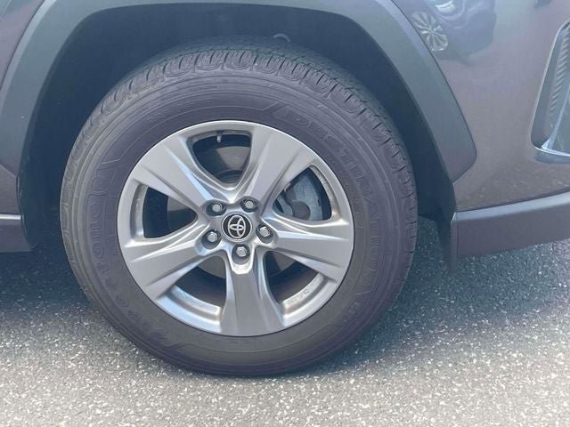 Used 2024 Toyota RAV4 XLE AWD/4WD image 11