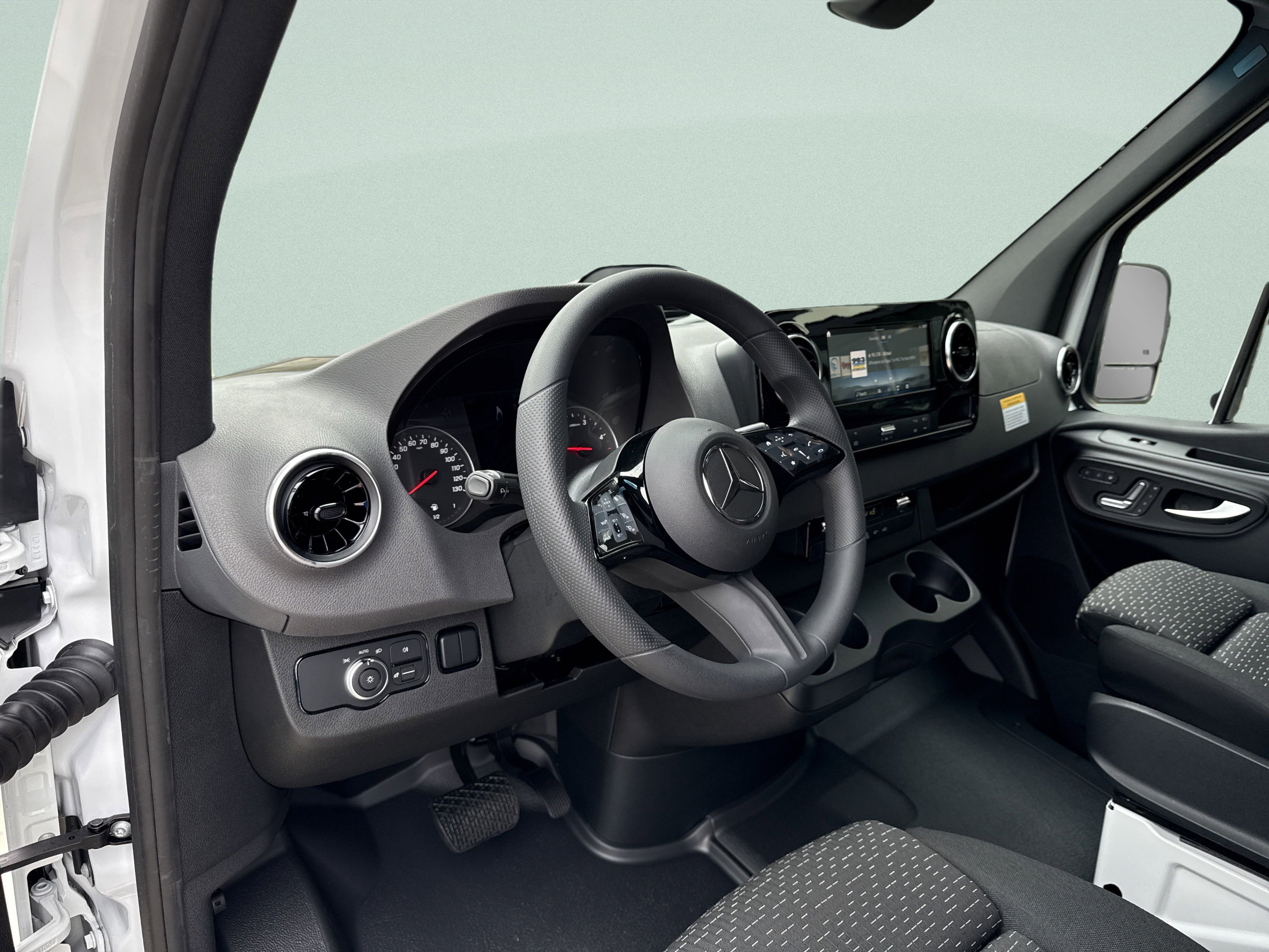 New 2025 Mercedes-Benz Sprinter 2500 image 17