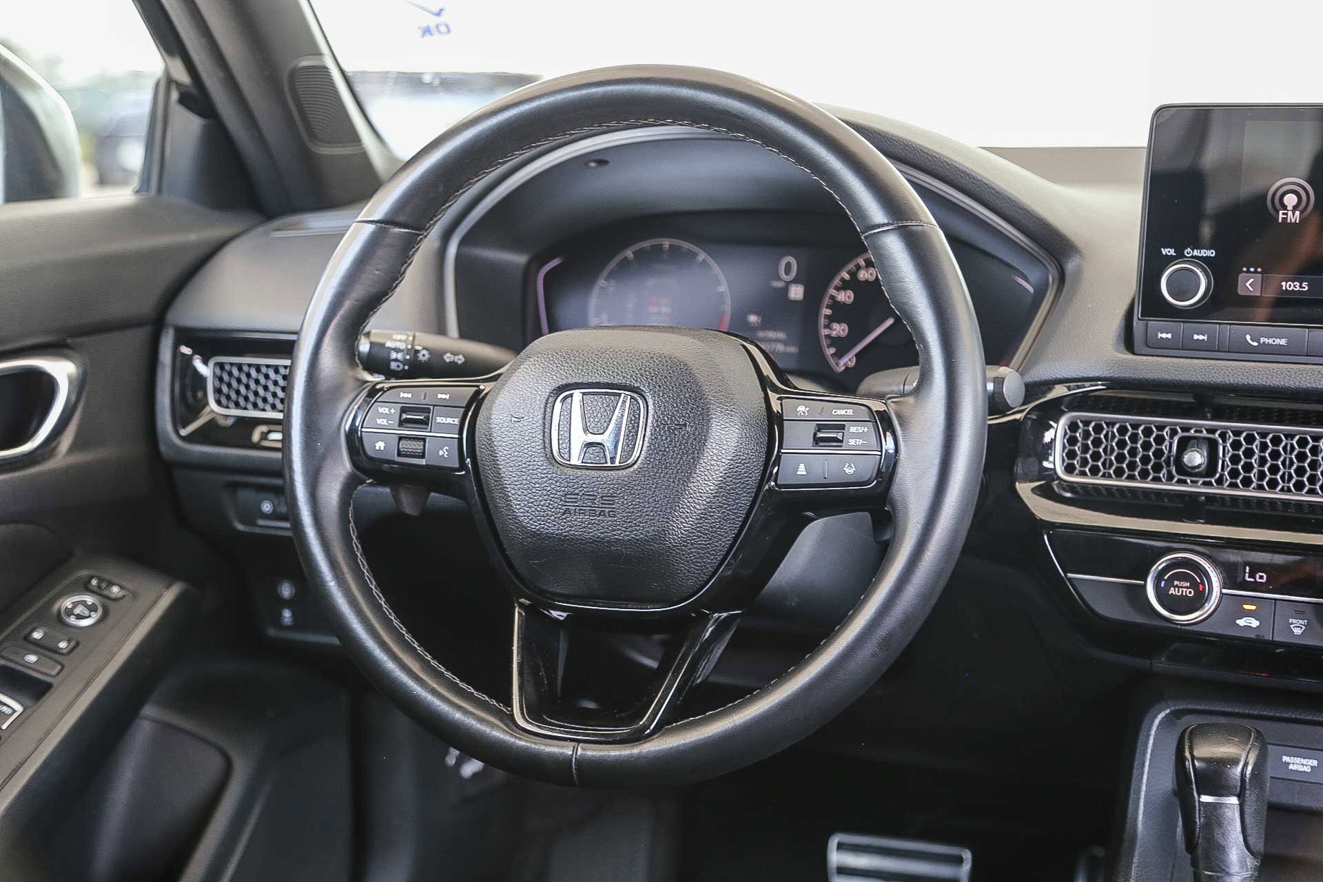 Used 2023 Honda Civic Sport image 18