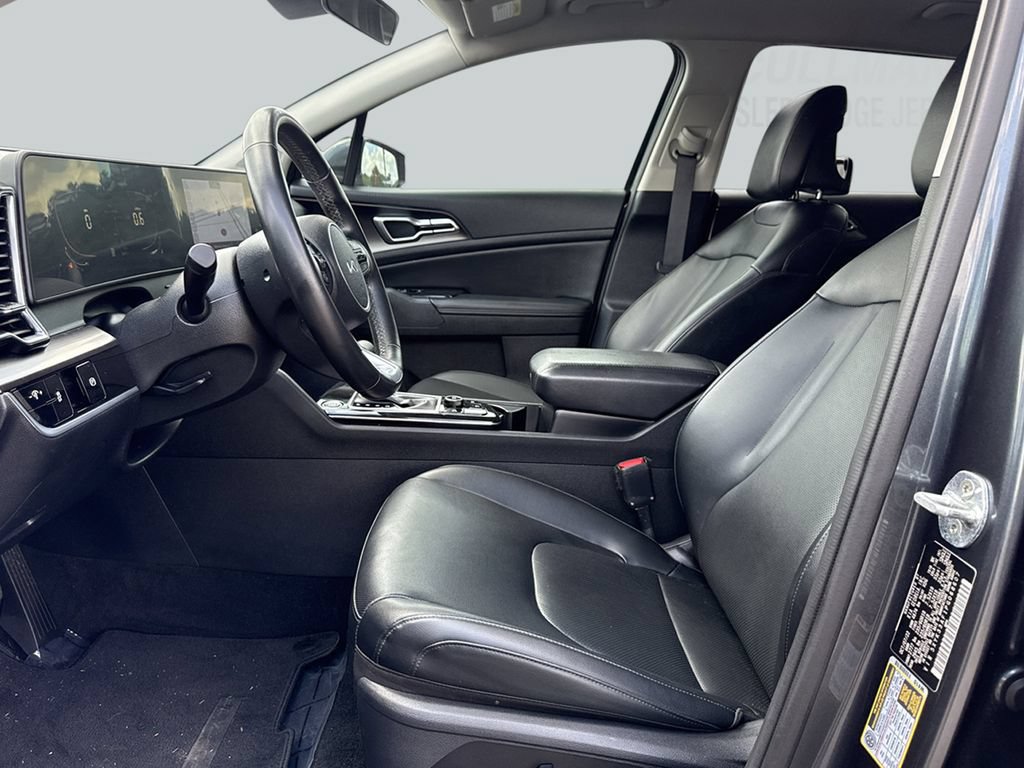 Used 2023 Kia Sportage EX FWD image 12