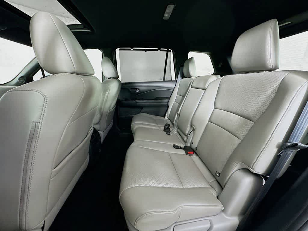 Used 2021 Honda Passport Elite image 14