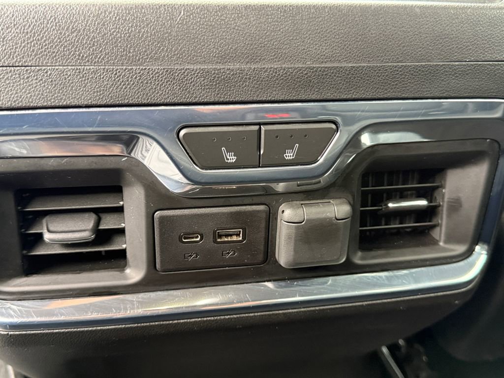 Used 2020 Chevrolet Silverado 1500 LTZ w/ LTZ Texas Edition image 27