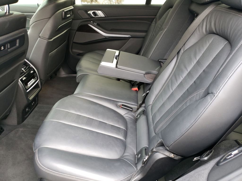 Used 2019 BMW X7 xDrive40i w/ Premium Package image 10