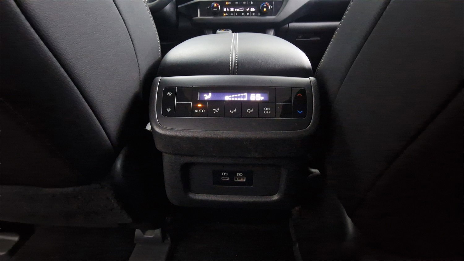 Used 2022 Nissan Pathfinder SL image 26