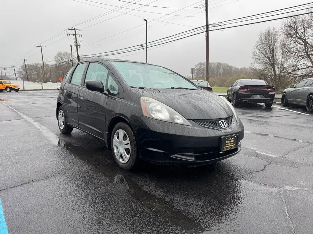 Used 2010 Honda Fit image 4