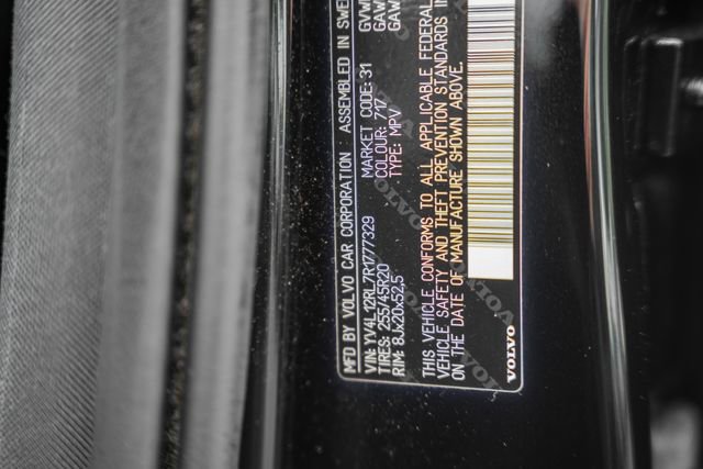 Used 2024 Volvo XC60 B5 Plus w/ Protection Package Premier AWD/4WD image 41