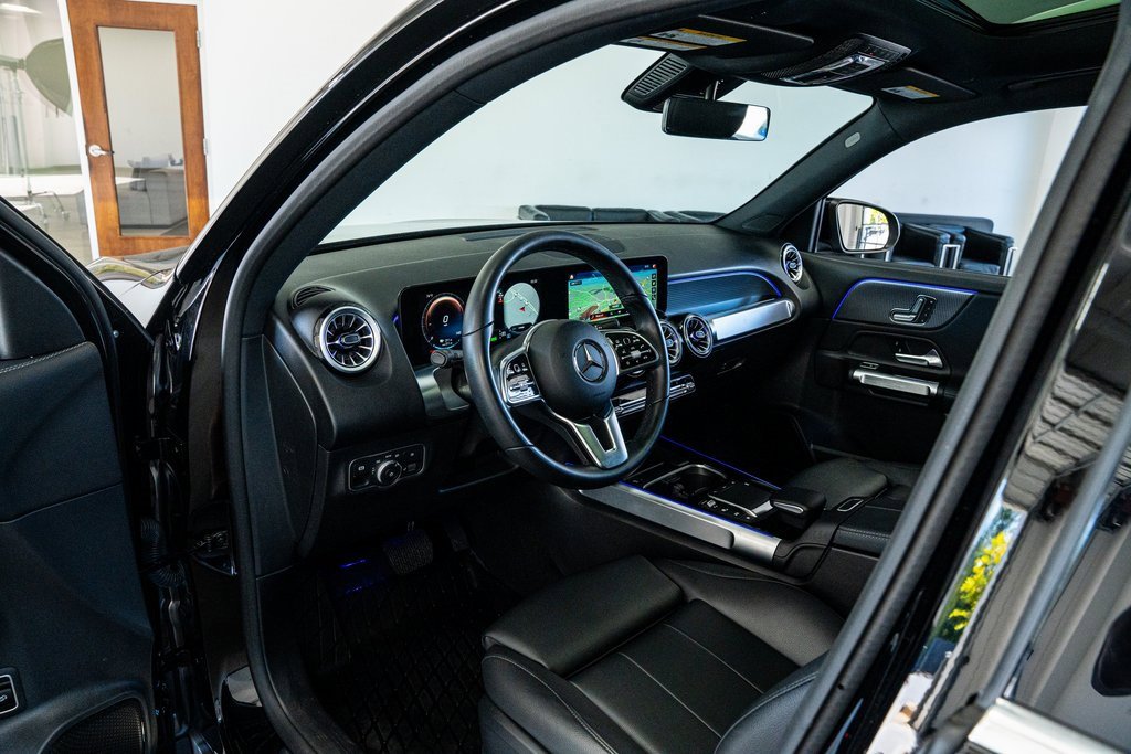 Used 2023 Mercedes-Benz EQB 350 4MATIC SUV w/ Exclusive Package image 36