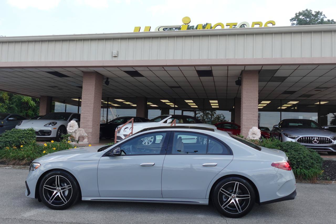 Used 2024 Mercedes-Benz E 350 4MATIC Sedan w/ Driver Assistance Package image 4