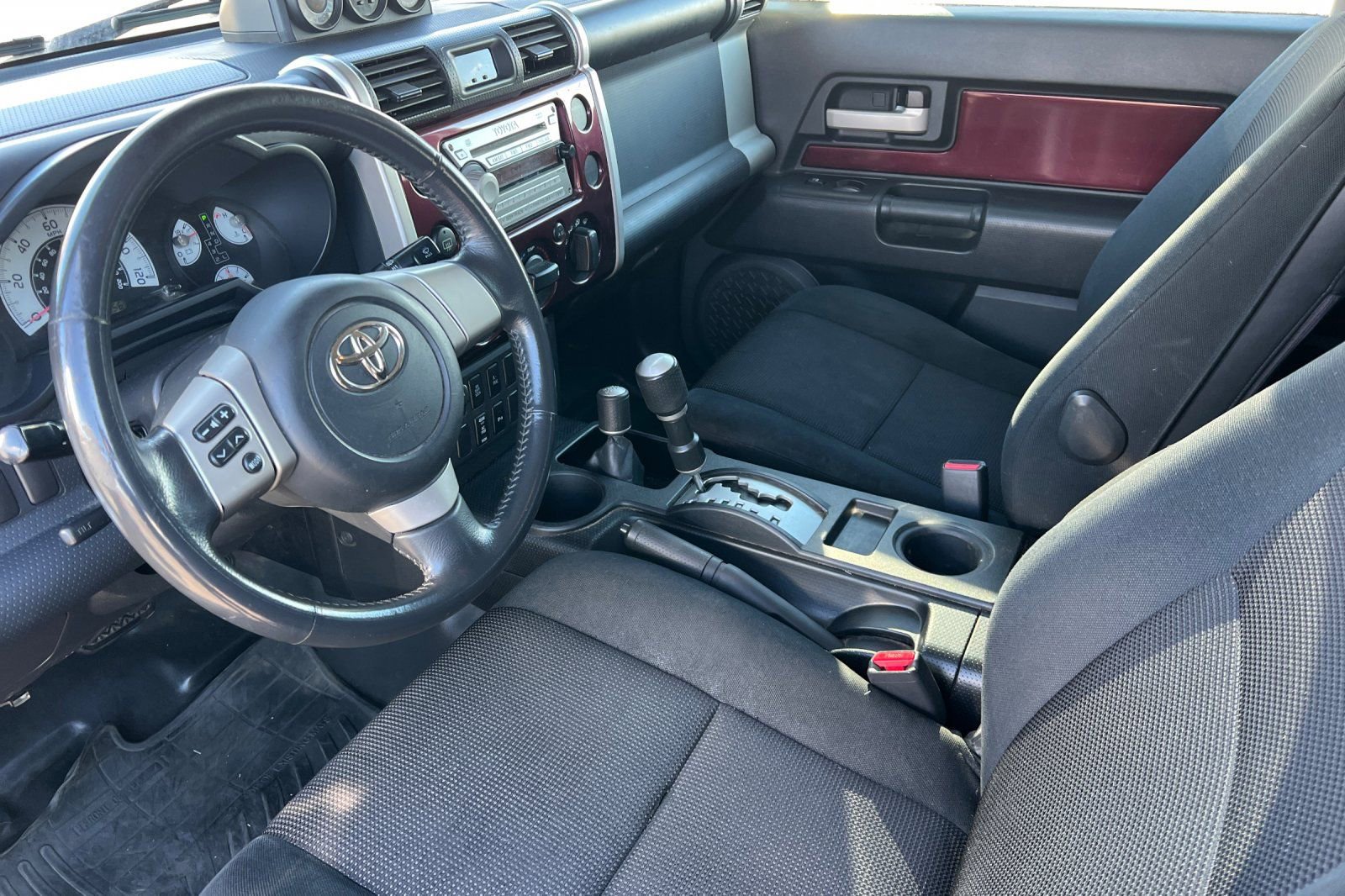 Used 2007 Toyota FJ Cruiser 4WD image 7
