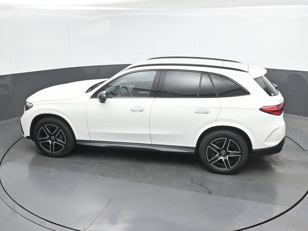 Used 2024 Mercedes-Benz GLC 300 4MATIC image 37