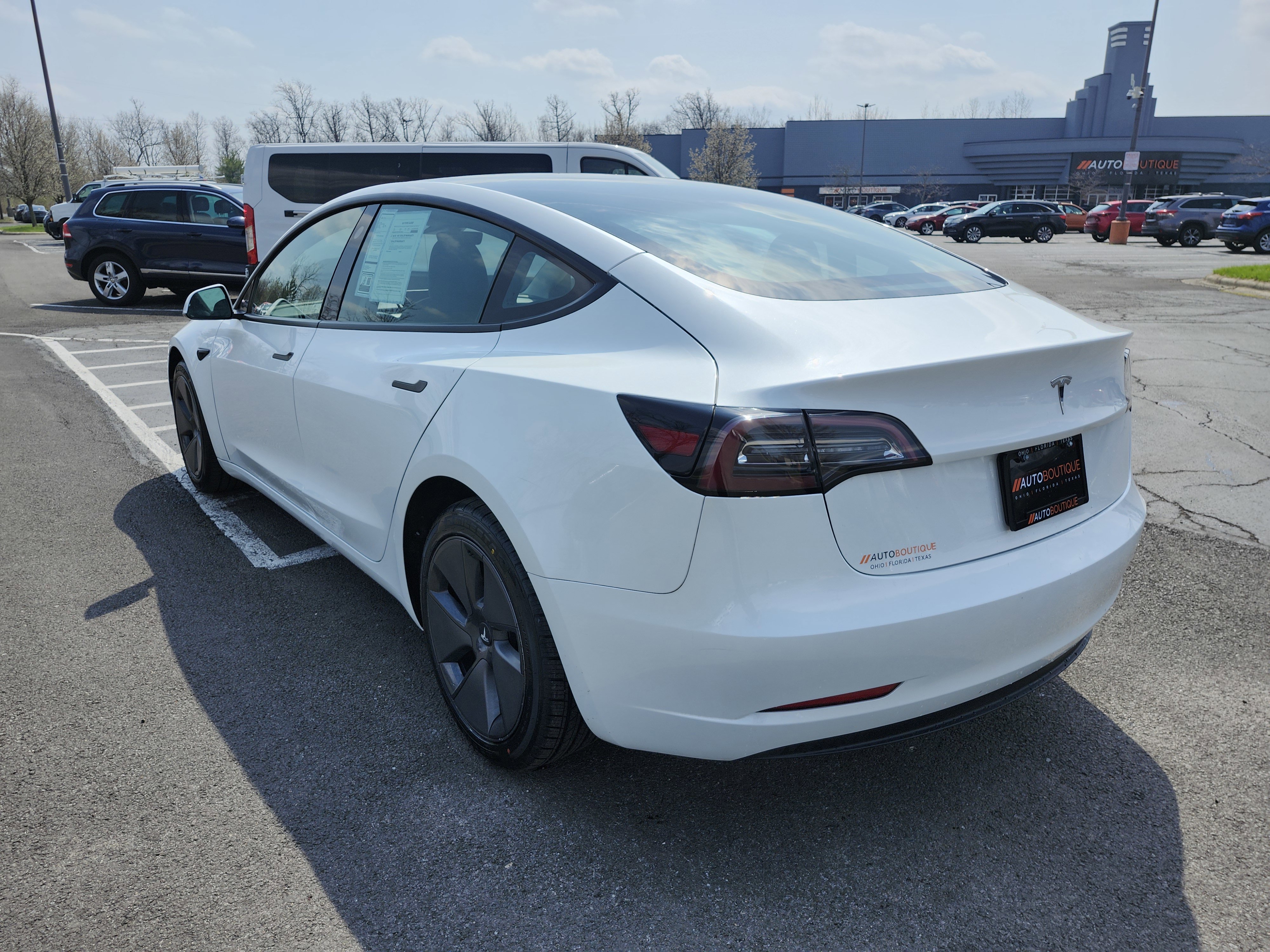 Used 2023 Tesla Model 3 Standard Range image 15