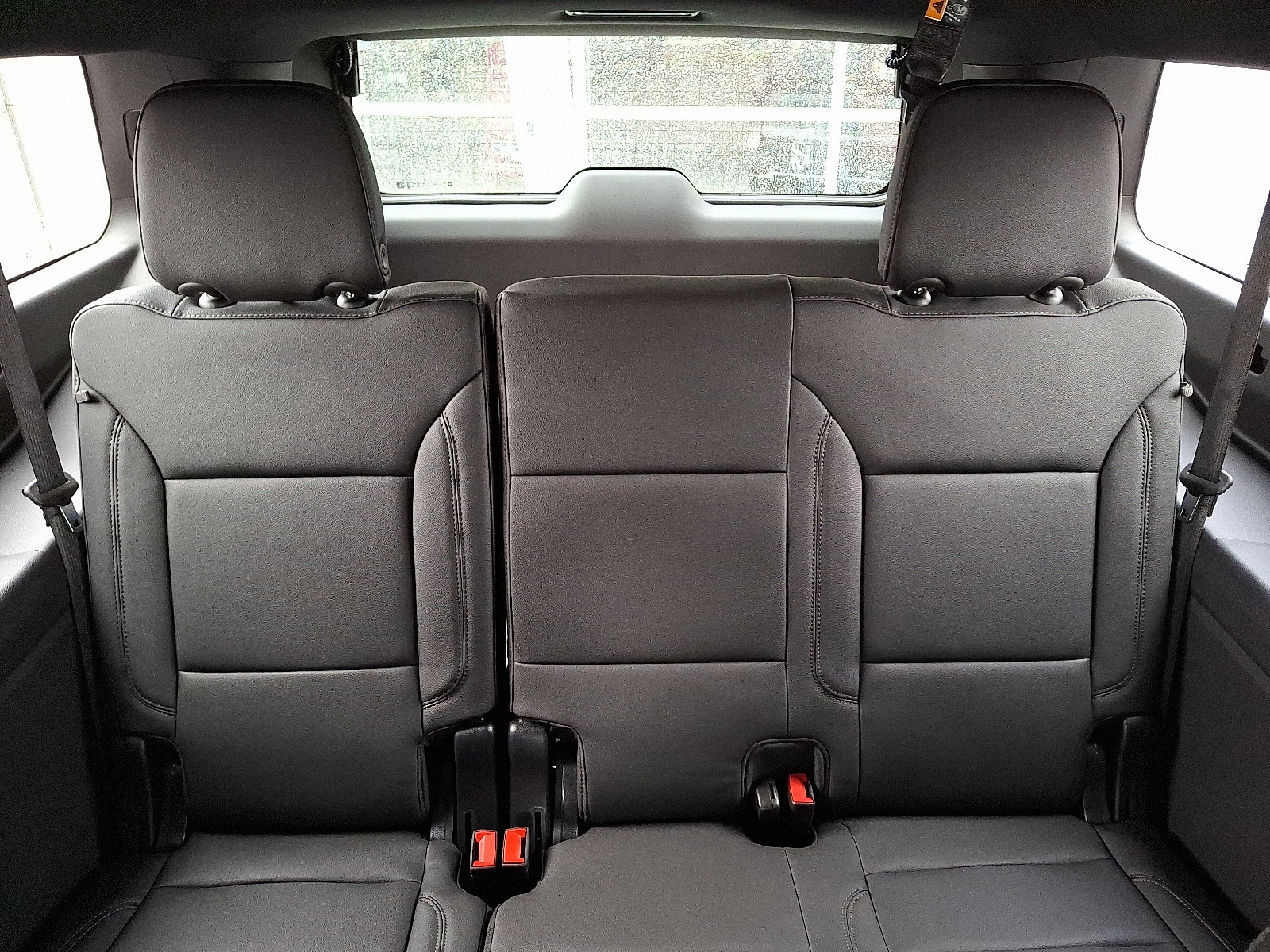 New 2026 Chevrolet Suburban LT image 7