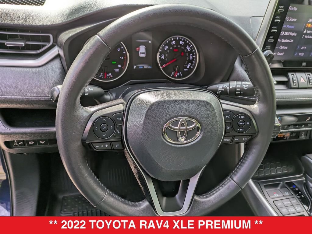 Used 2022 Toyota RAV4 XLE Premium image 23